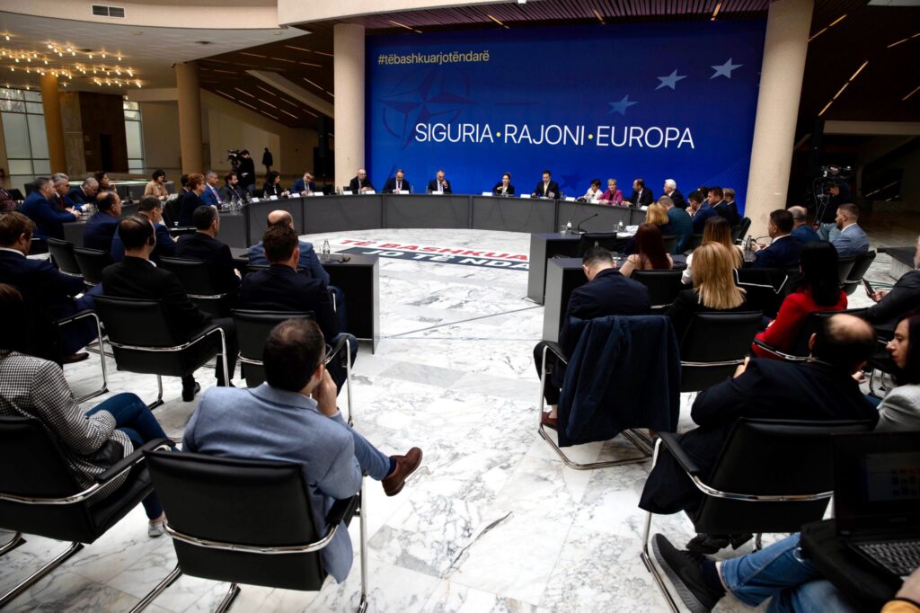 Grubi: Asnje vendim për Ballkan nuk mund të mirret pa pajtimin e shqiptarëve 16